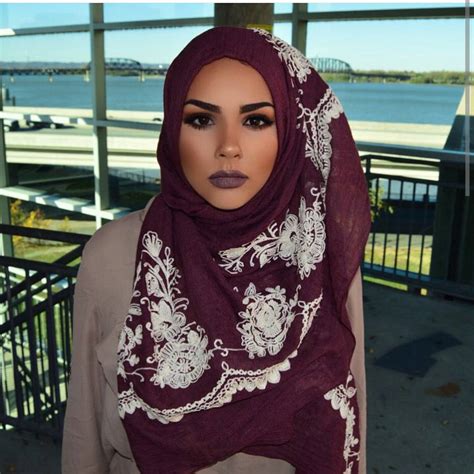 Unbelievably Beautiful Women Wearing Hijabs On Ig Her Beauty Page 4