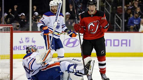 Devils Top Oilers Tie Franchise Mark With 13th Straight Win