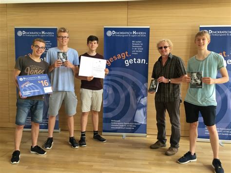 Последние твиты от fdp nottuln (@fdpnottuln). Politisches Engagement - Rupert Neudeck Gymnasium Nottuln