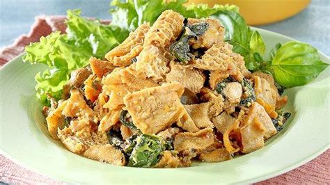 Warna sajian ini cukup bervariasi. Aneka Resep Olahan Jerohan Daging Kurban: Soto Kikil ...