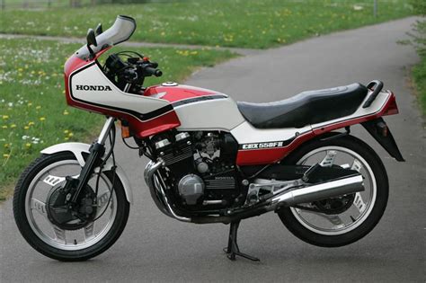 The Honda 550 At The Motorcycle Specification Database