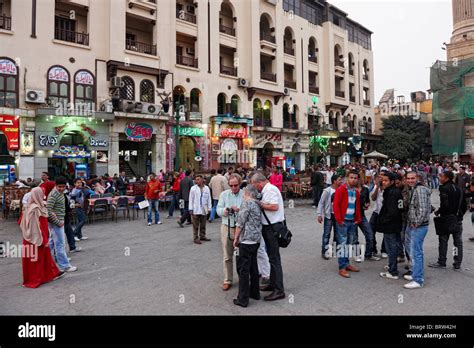 Coffee Shops Bei Khan Al Khalili Bazar In Kairo Ägypten Afrika Stockfotografie Alamy
