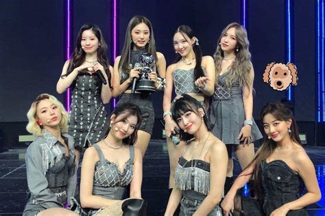 I can't help it but their visuals always destroy me each comeback and they just absolutely destroyed me. Watch: TWICE Earns 2nd Win For "I CAN'T STOP ME" On "M ...