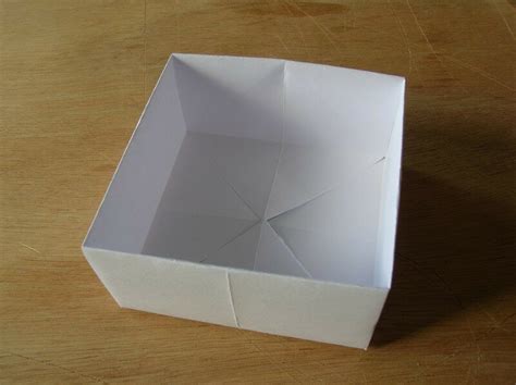 Comment Créer Une Boite En Papier Diy Boite Cadeau En Papier Comment Faire Une Boite