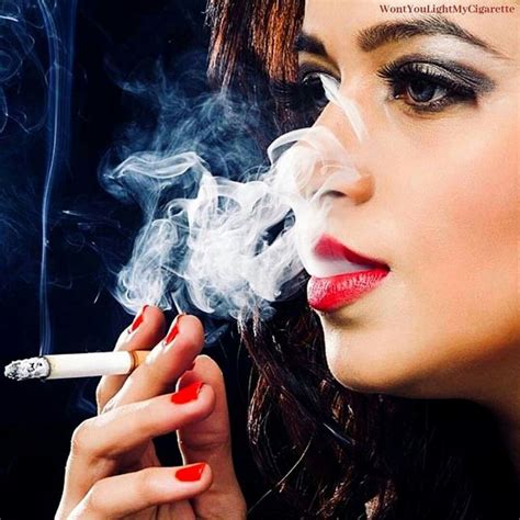 Pin By Tey Great On Women Smoking Girls World Beauty Pretty