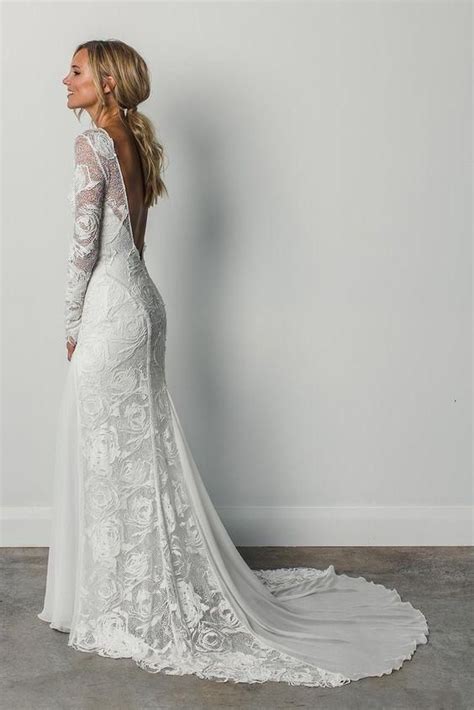 Sheath A Line Long Sleeves Ivory Rustic Lace Backless Scoop Neck Beach Wedding Dresses Ph726