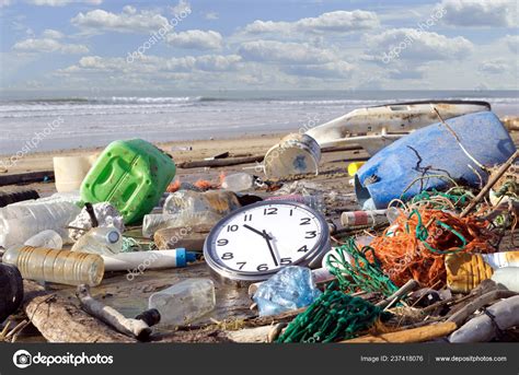 Contaminación Playa Basura Plástico Residuos Arena Después Las