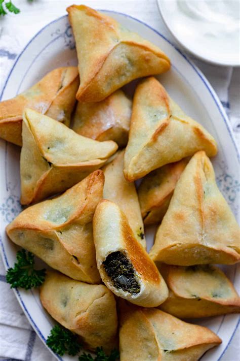 Lebanese Spinach Pies Traditional Fatayer Recipe Feelgoodfoodie