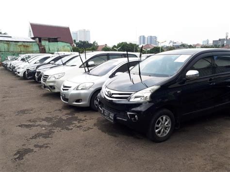 Inilah Daftar Mobil Bekas Jakarta Mulai Dari Ayla Hingga Alphard