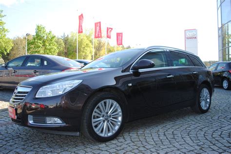 In einem zustand wie auf den fotos zu sehen. Opel Insignia 2.0 CDTI Cosmo Inne, 2012 r. - autoranking.pl