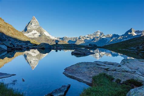 Photo Prints Wall Art Matterhorn Reflected In The Riffelsee Zermatt