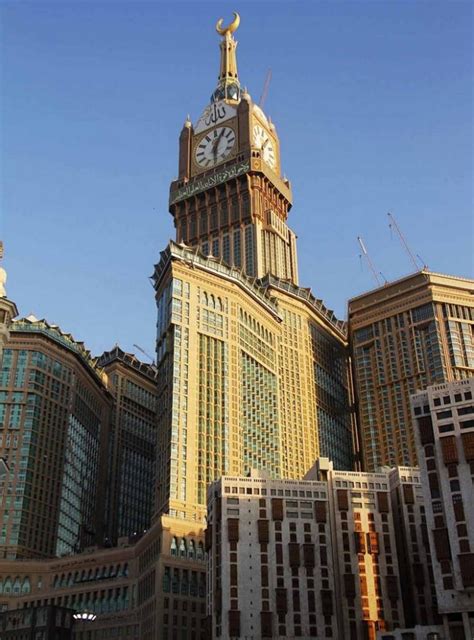Makkah royal clock tower hotel completed at 601 meters as the tallest building in 2012 and the second tallest building in the world. Makkah Clock Royal Tower - удивительное сооружение в ...
