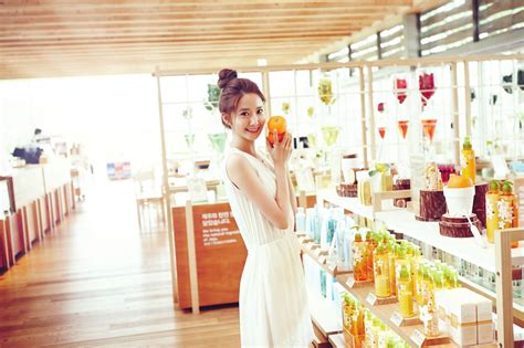 Girls Generation Check Out Snsd Yoona S Bts Videos From Her Recent Filming For Innisfree