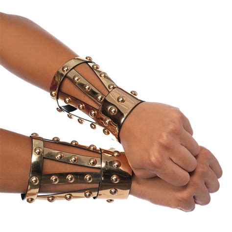 Chrome Vinyl Studded Arm Cuffs Gold Accessoires Handschoenen En Armwarmers Ladywear