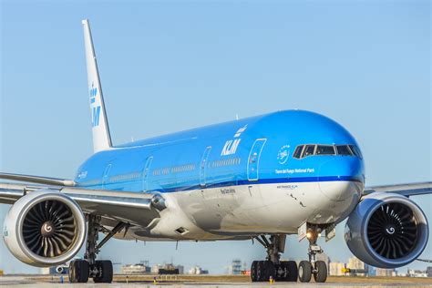It is the world's largest twinjet. KLM Orders Two Boeing 777-300(ER) Valued At $751 Million | Airways Magazine