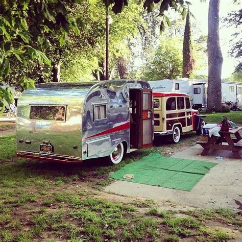 Friday Open Road Vintage Travel Trailers Vintage Trailers