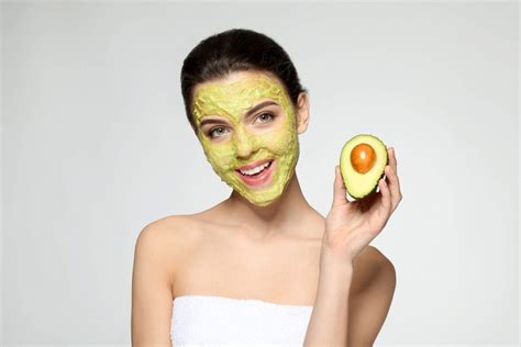 Overly Ripe Avocados Try This Homemade Diy Avocado Face Mask — The Beauty Block Avocado Face