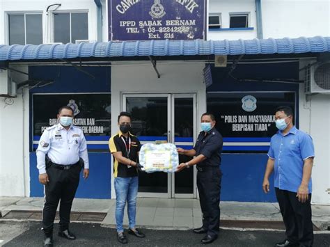 Damansara shah alam, damansara shah alam, bayu perdana 2: MR.DIY COVID-19 CSR: Ibu Pejabat Polis (Selangor) | MR.DIY ...