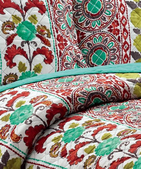 See more ideas about quilts, free paper piecing patterns, boho quilt. Woven Trends Bedding: 3 Piece Printed Reversible Quilt Set ...