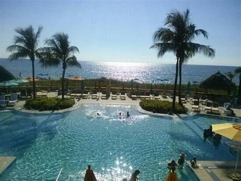 Beach Club at Lido Key - Picture of The Ritz Carlton ...