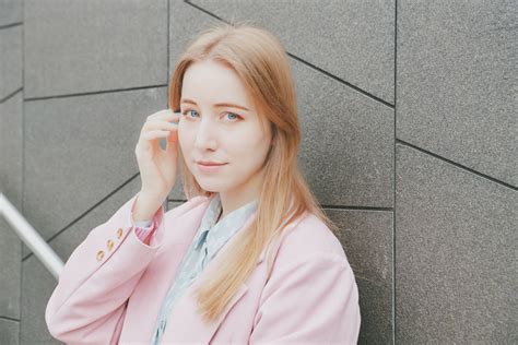 ロシア美女がyoutubeで日本の魅力を発信するワケ「イオンモールで地元の人の生活がわかる」 日刊spa