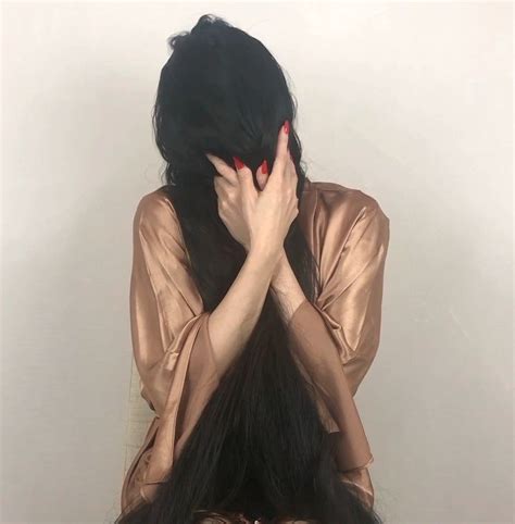 VIDEO Rin S Face Covering RealRapunzels Bun Hairstyles For Long Hair Hair Lift Long Hair