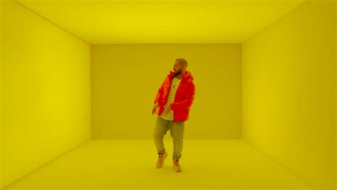 Our Favorite Memes Inspired By Drakes Ridiculous Hotline Bling Music Video