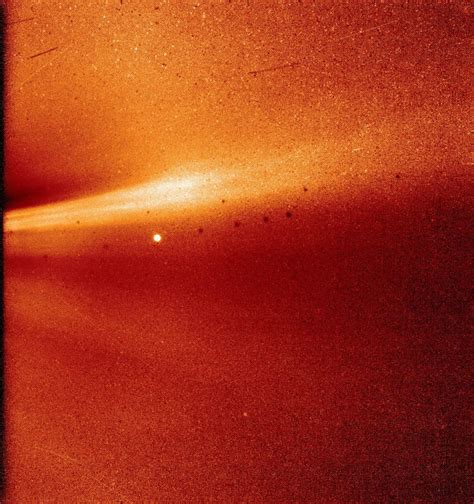 Nasa Spacecraft Beams Back First Image From Inside The Suns Atmosphere
