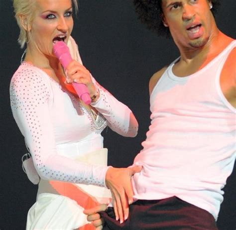 Sarah connor hat vier kinder: Geständnis auf der Homepage: Sarah Connor "in Love" mit ...