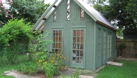 Currently, the built environment is one of the biggest net contributors to the uk's carbon footprint. 25 DIY Greenhouse Ideas and Plans
