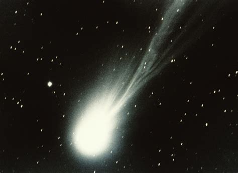 Halleys Comet Is Expected To Be Visible On Evening Of May 5th