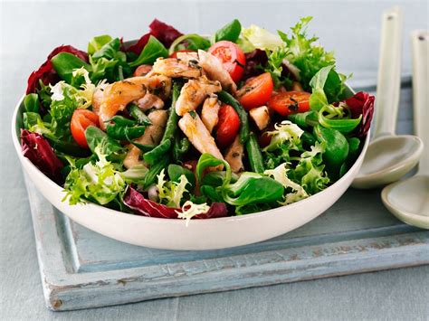 Salat mit Hähnchen Zeit 30 Min