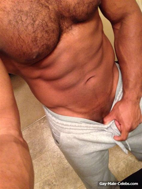 Xavier Woods New Leaked Nude Selfie Photos The Men Men