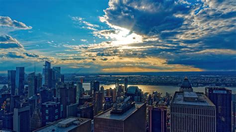 New York Sunset The Setting Sun Casts Dramatic Rays Throug Flickr
