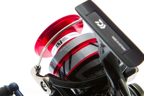 Катушка Daiwa 18 Ninja LT 3000 C купить недорого в Киеве Харькове