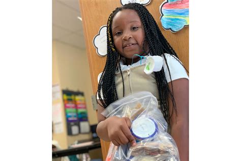 We sell bread, we sell loafs. "NO CHILD SHOULD EVER GO HUNGRY" | PHILANTHROPIST LOIS ...