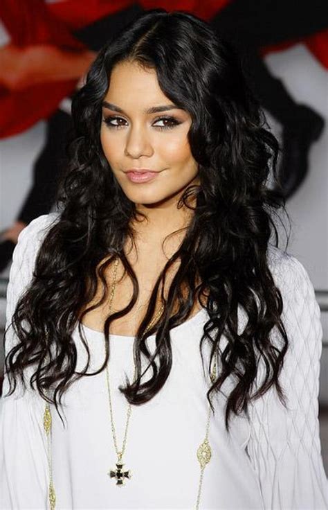7.where you like to go next summer holiday? Naturally Curly Hairstyles for Women - Women Hairstyles