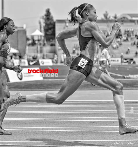 track and field image — kimberlyn duncan usa 200 meters 2013 iaaf track and field