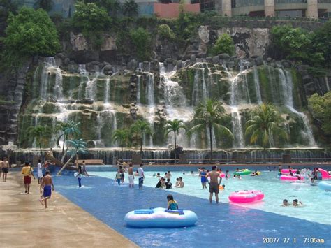 The malaysian water forum (fam) today said air selangor, the state local government, and ministry of water, energy and air selangor on its website said the source of the contamination was traced to a sewage treatment facility in bandar mahkota, and it had notified the. Sunway Lagoon Theme Park | Water Park | Amusement Park ...