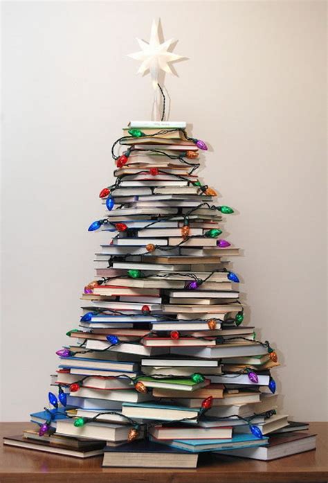 So technically this is made from dictionary pages and not book pages but we bibliophiles clearly love words so i think it is the perfect book lover christmas decoration. 30 Creative Christmas Tree Decorating Ideas - Hative