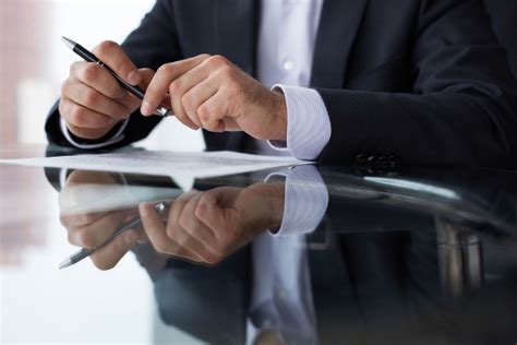 Aneks do umowy o pracę. Kiedy szef może zaproponować porozumienie