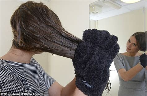 Eco Friendly Gloves Made From Hi Tech Microfibres That Dry Hair