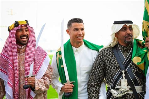 Ronaldo Is Worlds Highest Paid Athlete Middle East Monitor