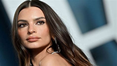 Emily Ratajkowski Talks About Her Dating Life After Divorce From