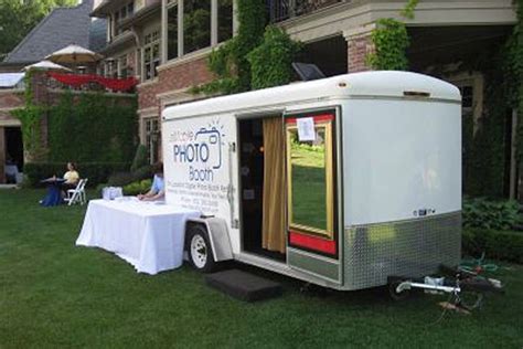 Mobile Photo Booth Has Transformed A Trailer Into A Pho Photo Booth