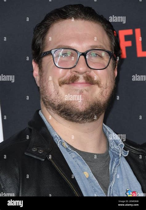 Cameron Britton Arrives At Netflix S The Umbrella Academy Season