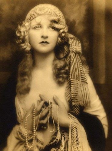 Photos Of Girls From The Ziegfeld Follies 82 Photos Xaxor Vintage