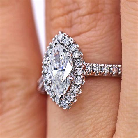 Amazing 2.89 Carat Natural Marquise Cut Diamond Ring