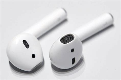 The 10 Best Wireless Earbuds for iPhone (2020) - Bass Head ...