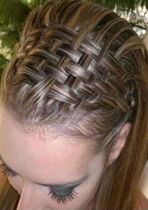 How To Do The Basketweave Braid Its So Beautiful In 2020 Long